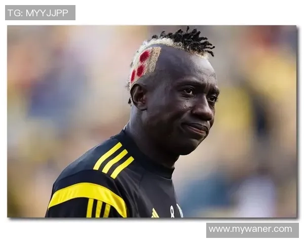 扎头发的足球明星们如何用独特发型展现个性与风格